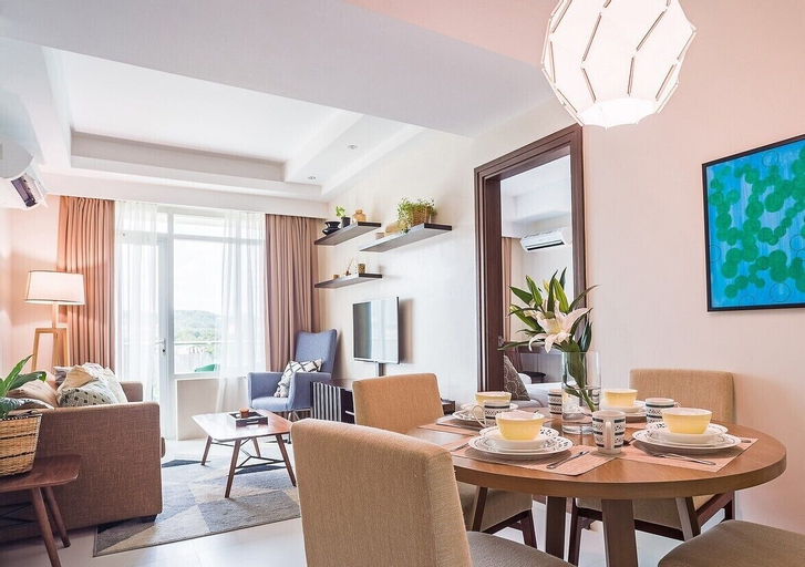Dining Room 14