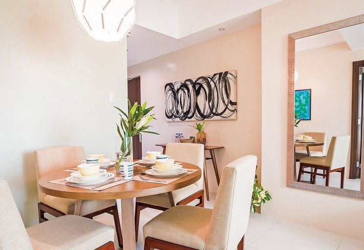 Dining Room 13