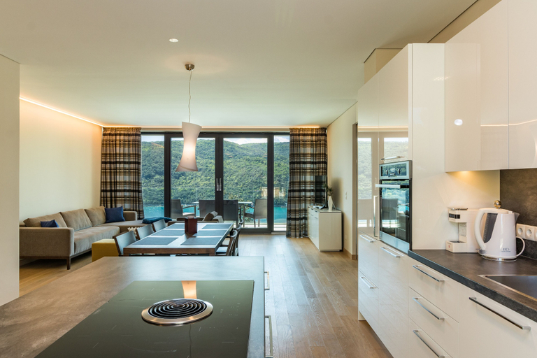 Others 5, Park Hill Residences, Labin
