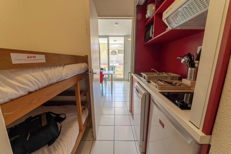 Bedroom 4, VVF Résidence Port-Leucate, Aude