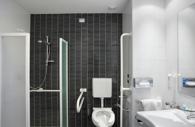 Bathroom 5