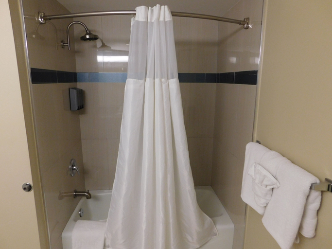 Bathroom 4, City Express by Marriott Placentia Anaheim, Orange