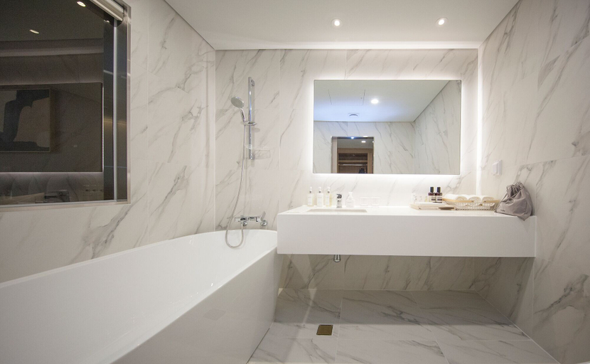 Bathroom 3, Hotel Londoner Yongwon, Jinhae