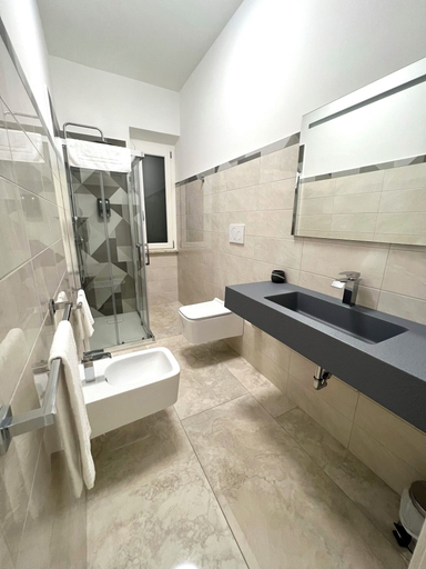 Bathroom 4, Circeo Boutique Rooms, Latina