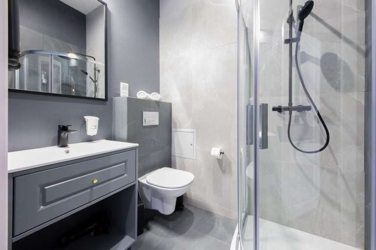 Bathroom, Aparthotel Cracovia Residence, Kraków City