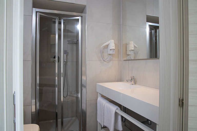 Bathroom 3, Hotel Palazzo Argenta, Napoli