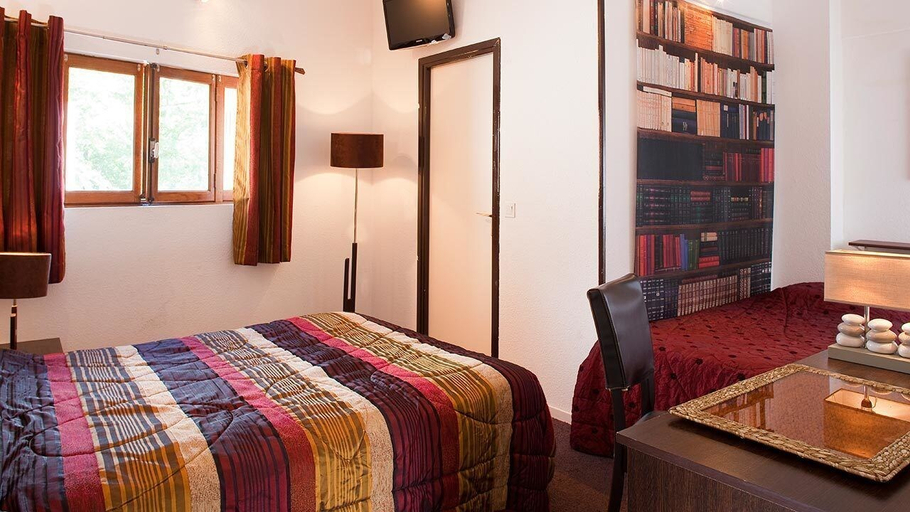 Bedroom 3, Les Clos de Chaponost, Rhône