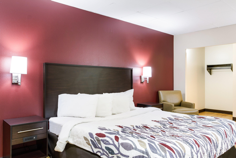Bedroom 24