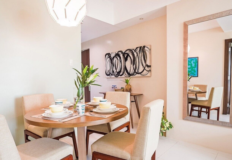Dining Room 13