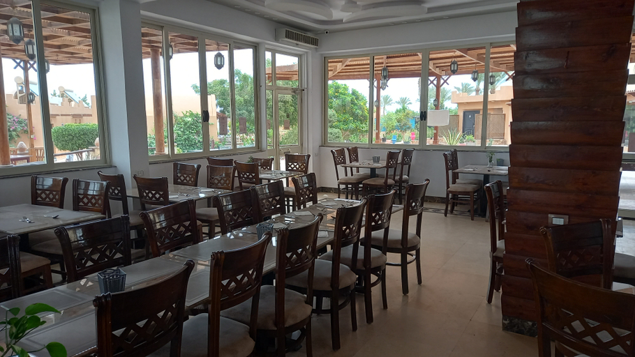 Food & Drinks 5, Silver Beach Boutique Hotel, Al-Qusayr