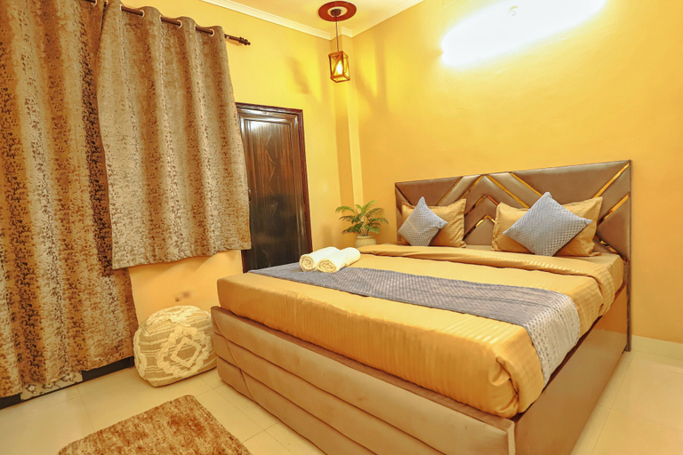 Bedroom 2, Roomshala 072 Hotel Starlight, Delhi