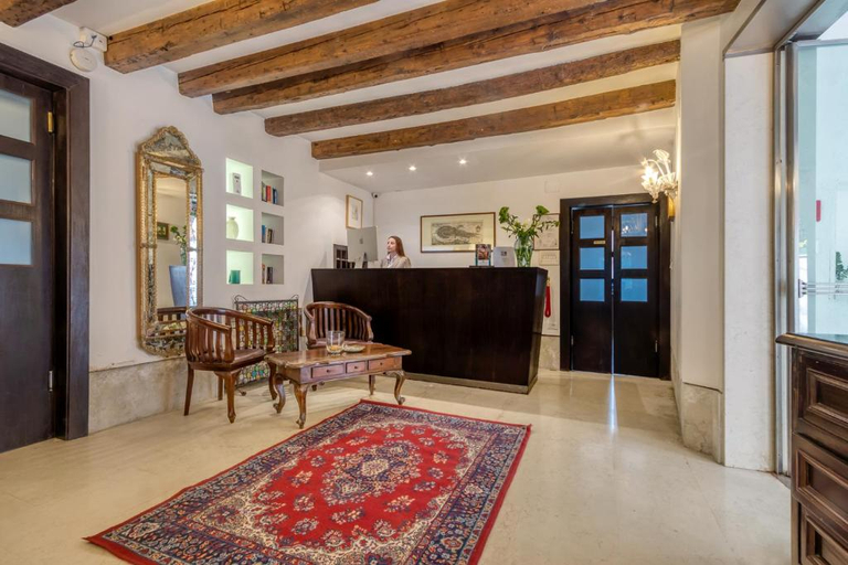 Public Area, Casa Boccassini, Venezia
