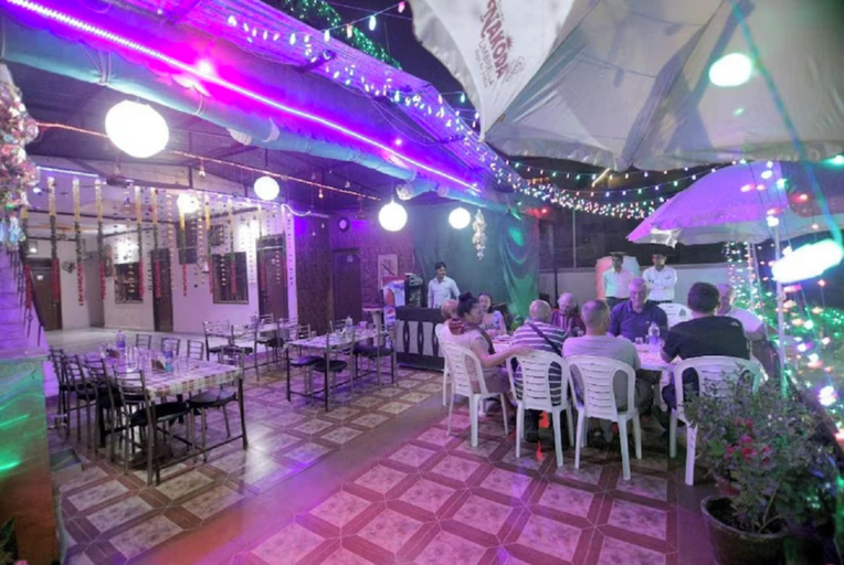 Food & Drinks 5, Goroomgo Rashmi Agra, Agra