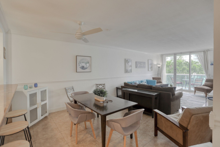 Others 5, Best of Ocean Reserve by Cielo Stays, Miami-Dade