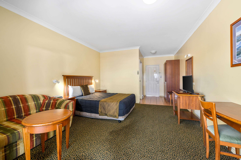 Bedroom 8
