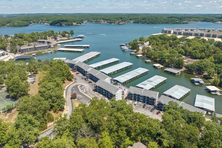 Exterior & Views 2, Condo w/ Community Pool & Boat Ramp in Osage Beach, Camden
