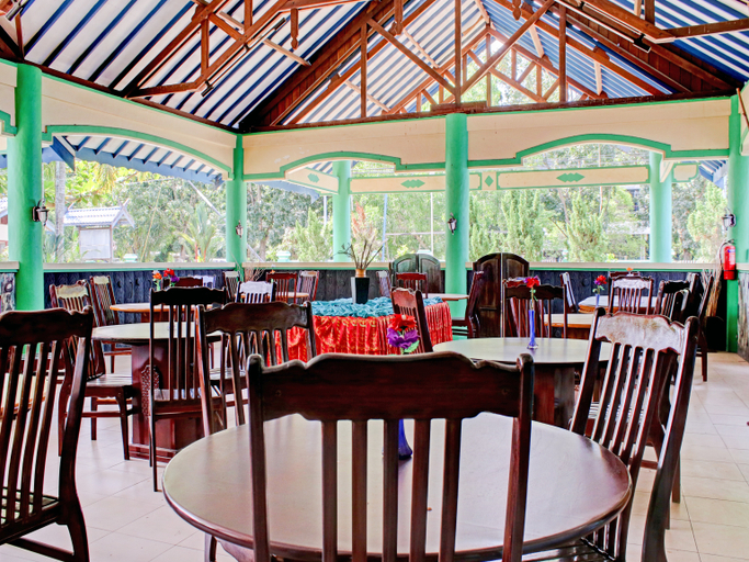 Food & Drinks 3, Capital O 90417 Hotel Batu Suli Internasional, Palangkaraya