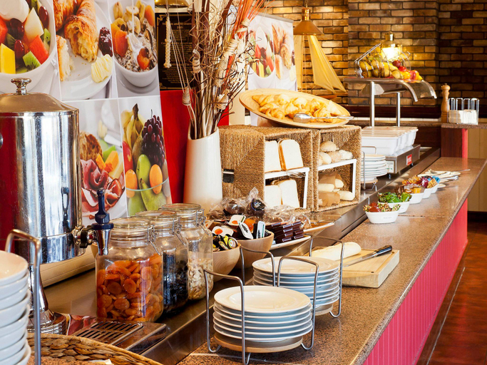 Food & Drinks 5, Ibis Hull City Centre, Kingston upon Hull