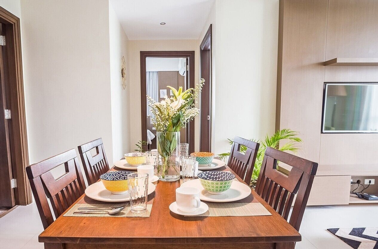Dining Room 17