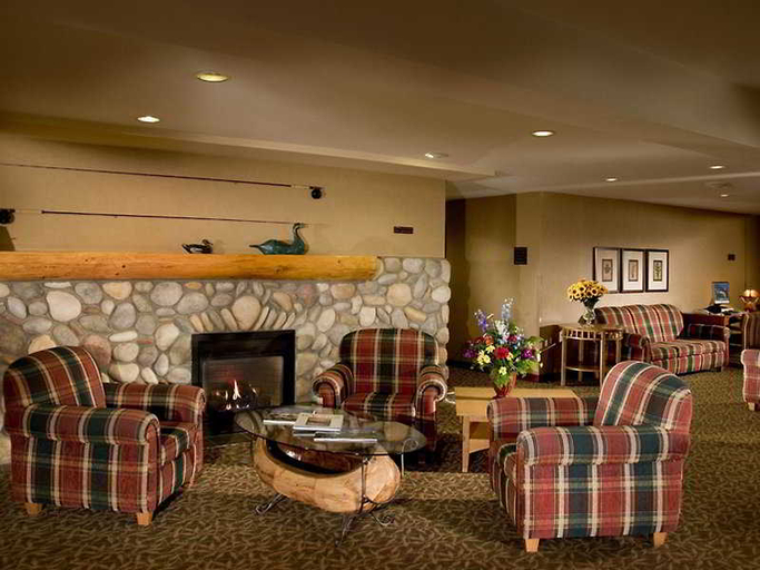 Public Area 2, Lobstick Lodge, Division No. 15