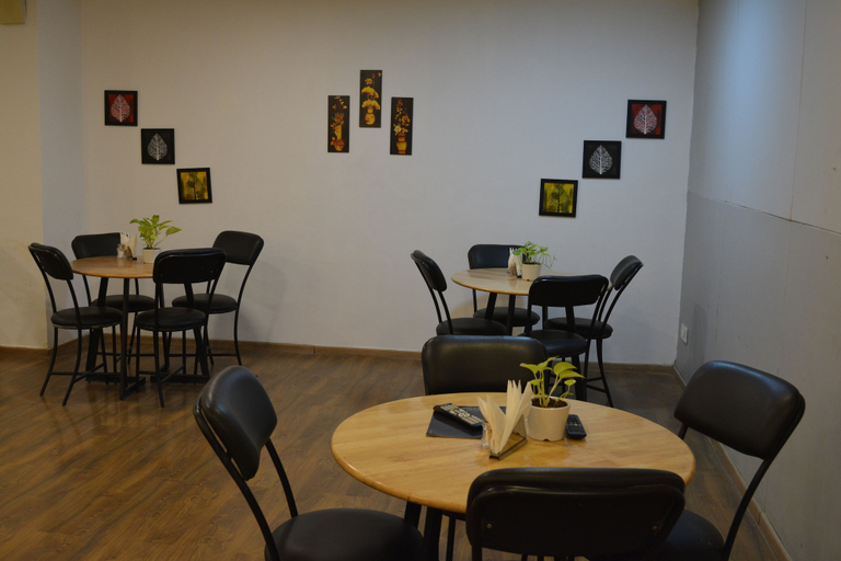 Food & Drinks 5, Hotel Golden World, Ghaziabad