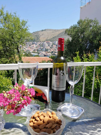Food & Drinks 4, Insideout Apartment, Dubrovnik
