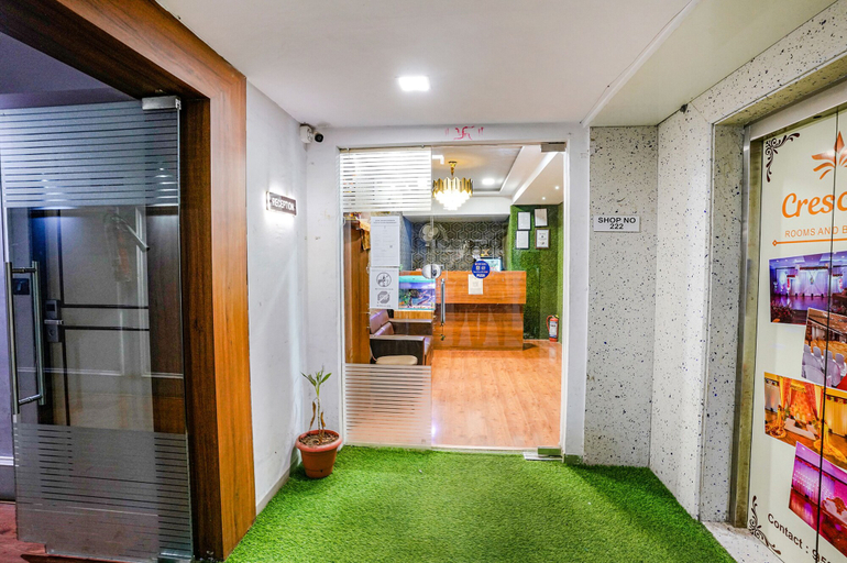 Public Area 1, Fabhotel Crescent, Surat