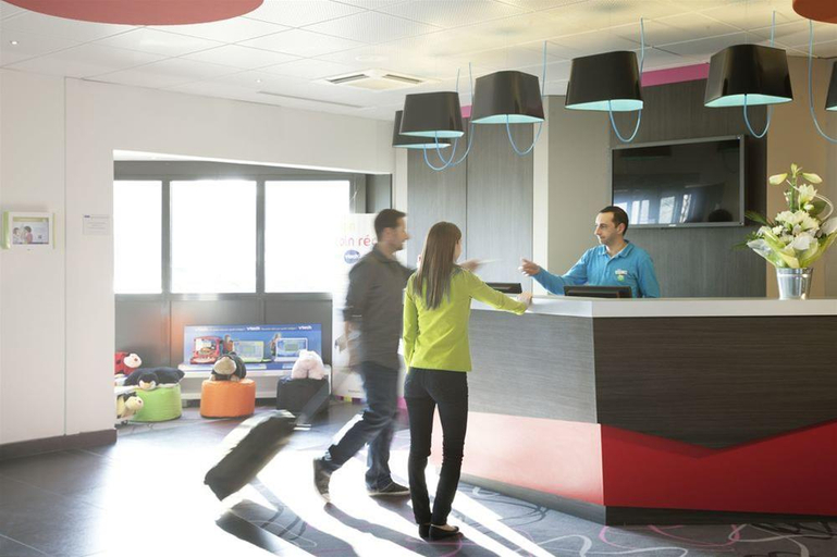 Public Area 3, ibis Styles Romans Valence Gare TGV, Drôme