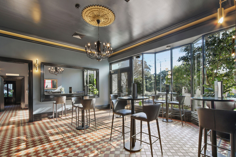 Food & Drinks 5, The Riversleigh, E. Gippsland - Bairnsdale