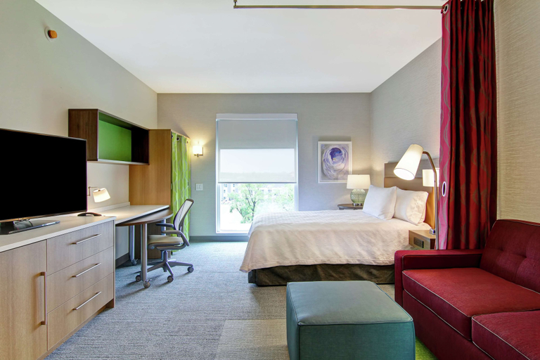 Bedroom 4, Home2 Suites by Hilton Montreal Dorval, Montréal