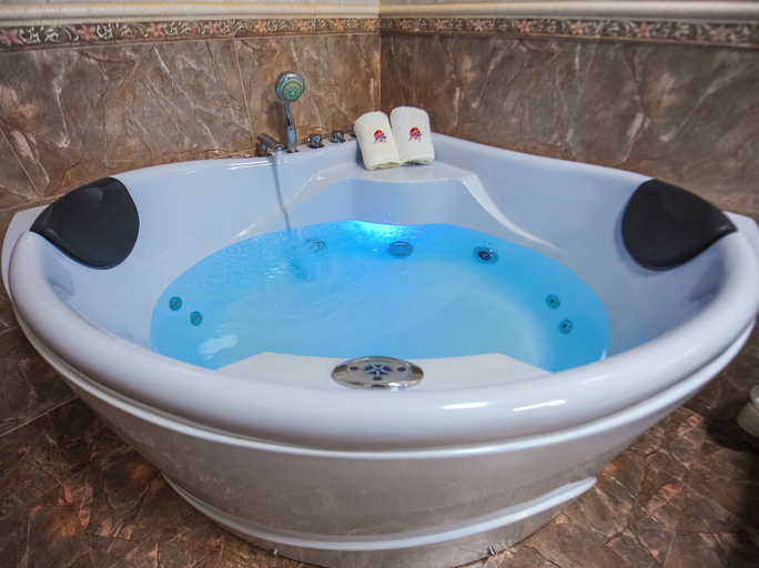 Bathroom 4, Hotel Aisi, Batumi