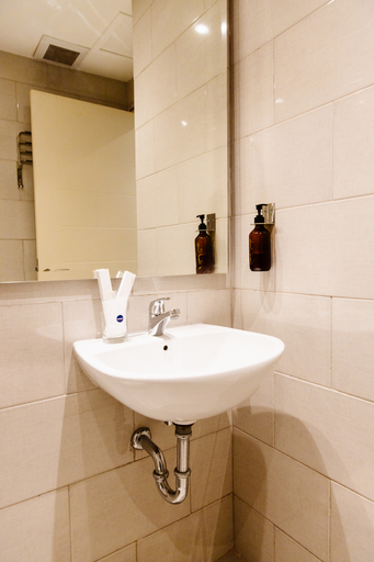 Bathroom 5, Kimaya at Benson Pakuwon Mall, Surabaya
