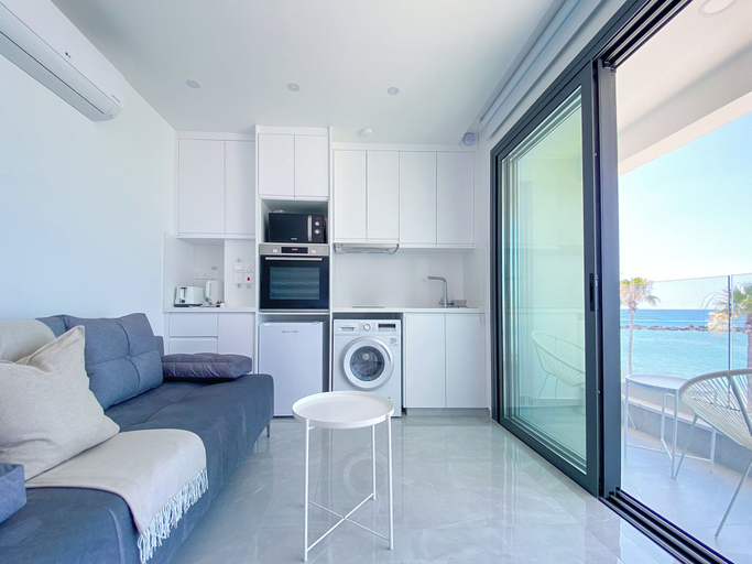 Others 5, Phaedrus Living Marina Sea View 214 Gold