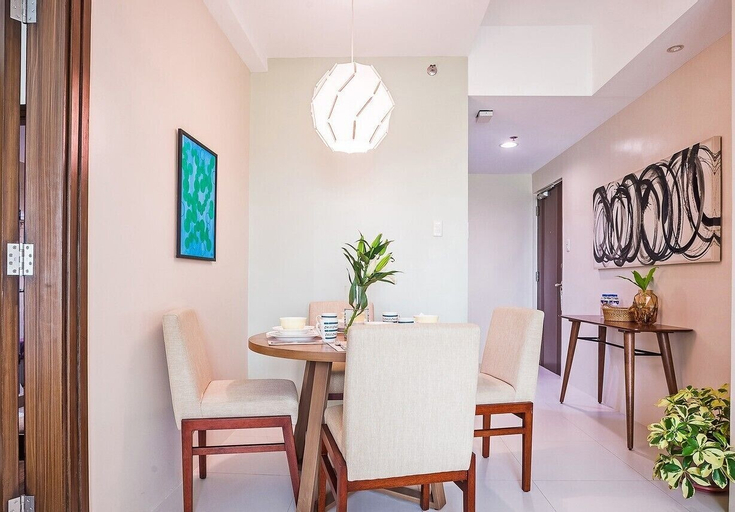 Dining Room 12