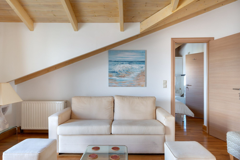 Others 5, Elegant Living, Ionian Islands