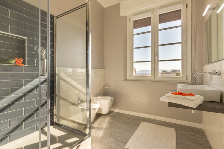 Bathroom 4, Spacebility City, Cagliari