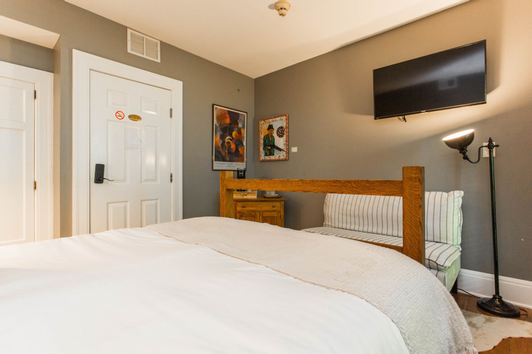 Bedroom 10