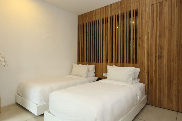 Bedroom 12
