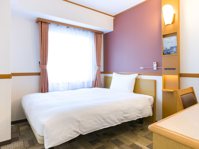 Bedroom 5, Toyoko Inn Osaka Umeda Higashi, Osaka