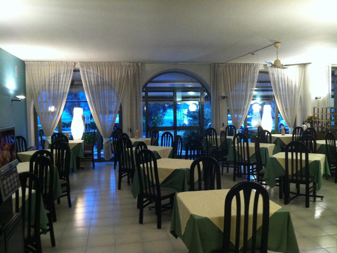 Food & Drinks 5, Smeraldo, Verona