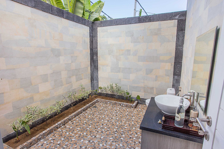 Bathroom 4, Sanghyang Bay Villas, Klungkung
