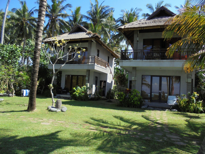 Exterior & Views 3