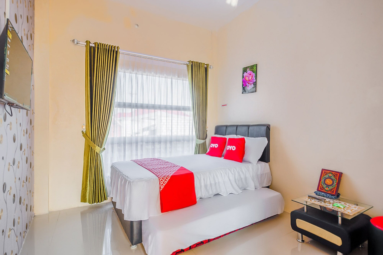 Bedroom 2, OYO 3434 Penginapan Keluarga Syariah, Lamongan