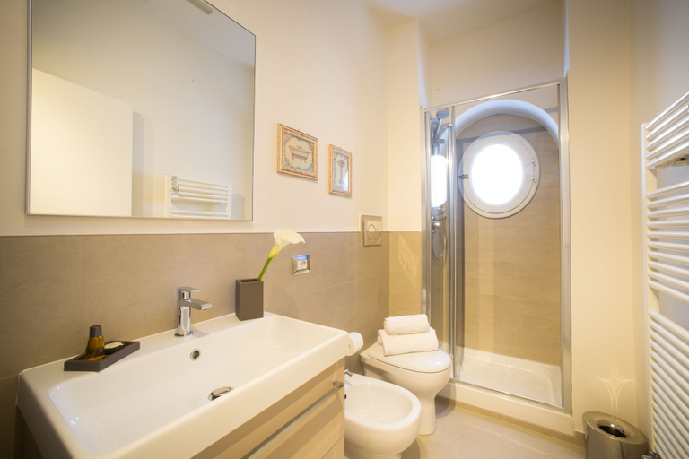 Bathroom 3, Tenuta Torre Rossa Farm & Apartments, Florence