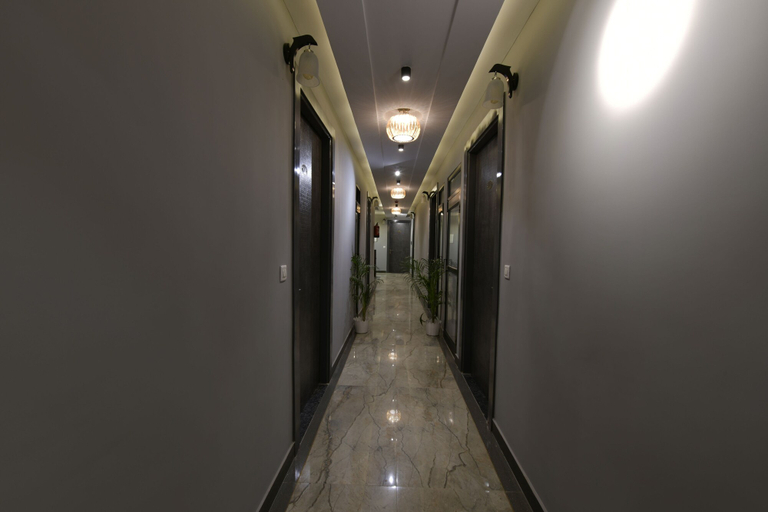 Others 5, Hotel Adhiraja Palace, Dehradun