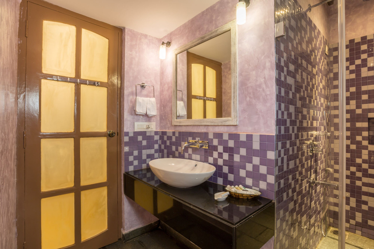 Bathroom 4, Lar Amorosa Boutique Hotel - Goa, North Goa