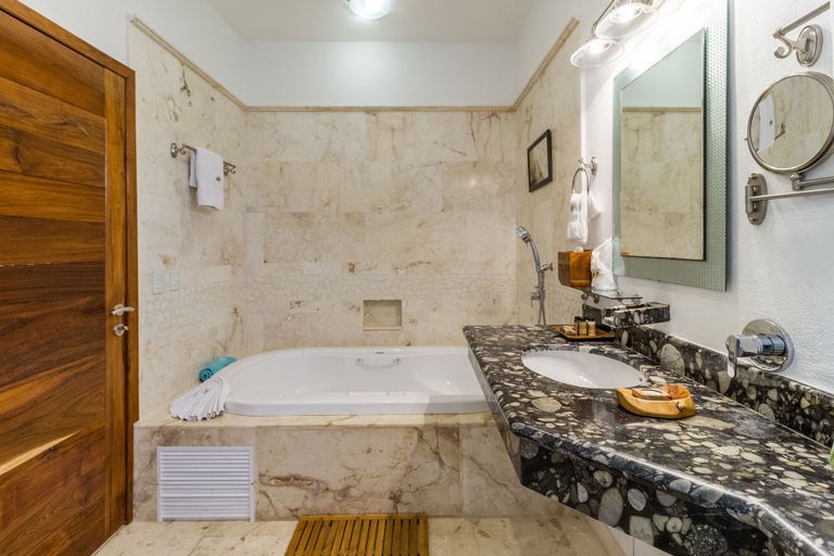 Bathroom 4, Cielo Maya Beach Tulum, Cozumel