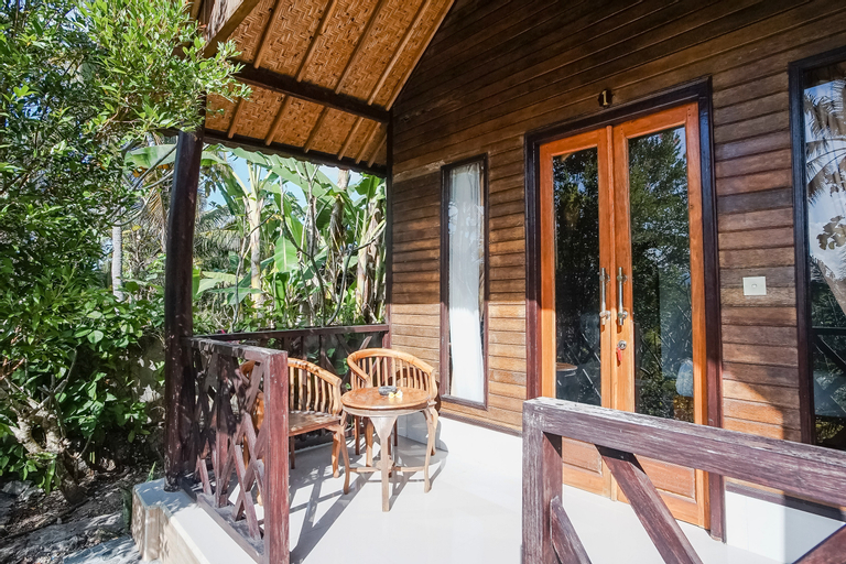 Exterior & Views 10