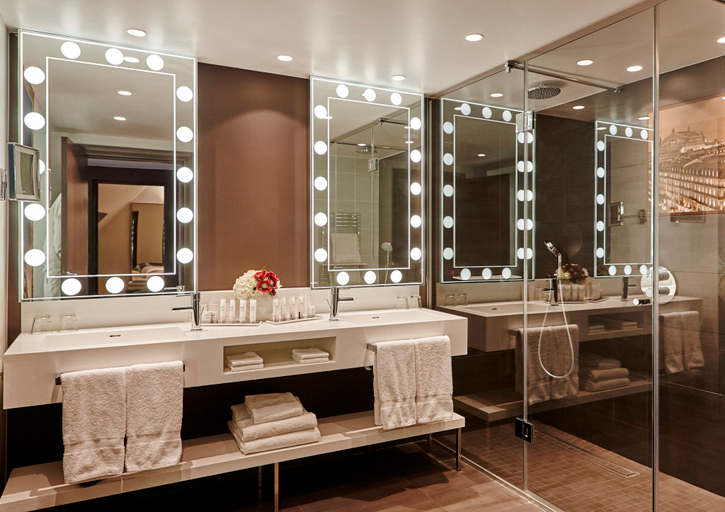 Bathroom 5, Hotel Indigo PARIS - OPERA by IHG, Paris