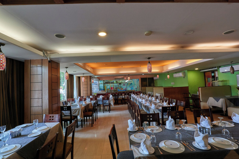 Food & Drinks, Foy's Lake Resort, Chittagong